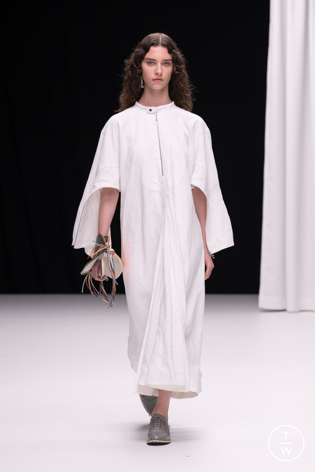 Fashion Week Paris Resort 2022 look 24 from the Beautiful People collection womenswear