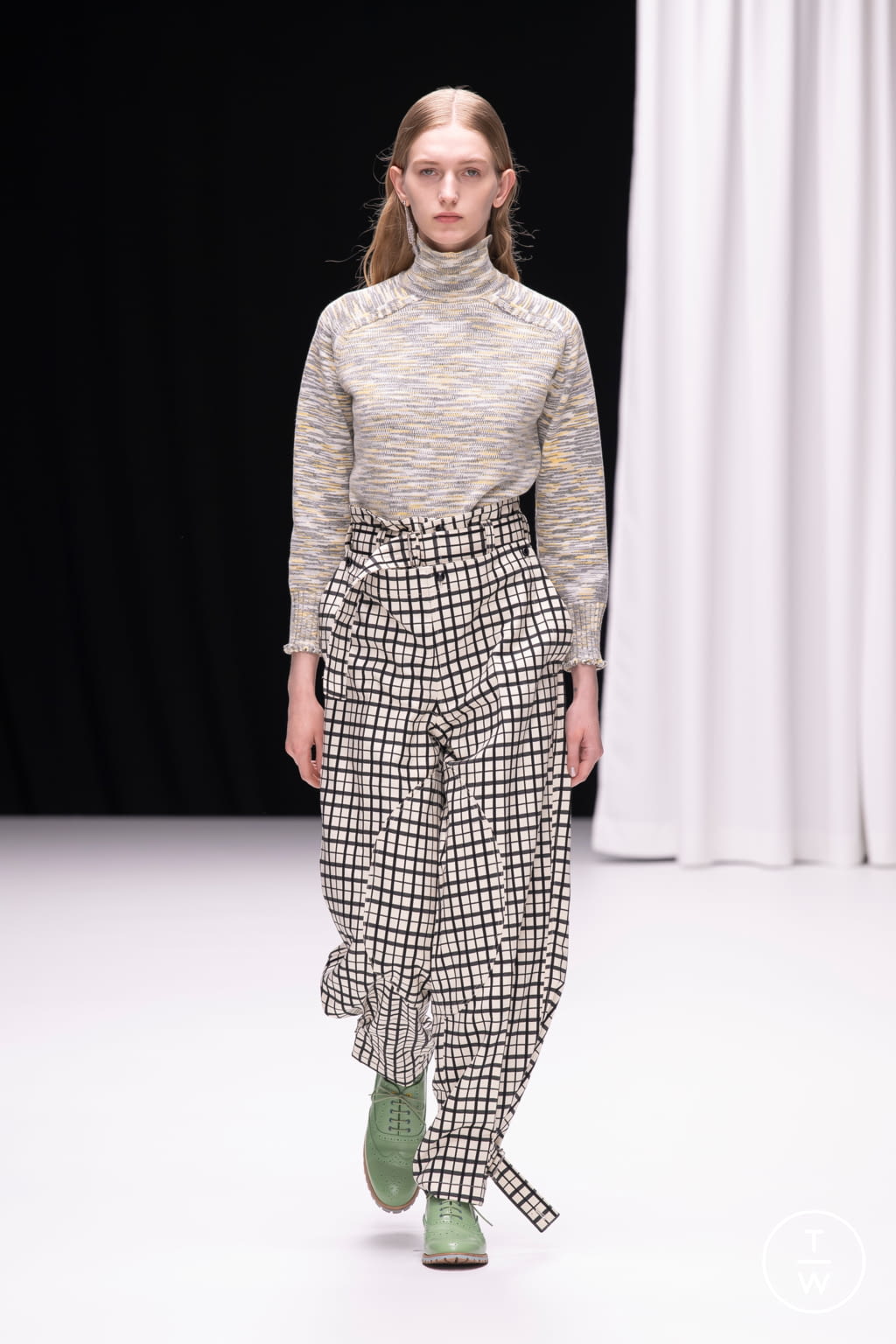 Fashion Week Paris Resort 2022 look 44 from the Beautiful People collection 女装
