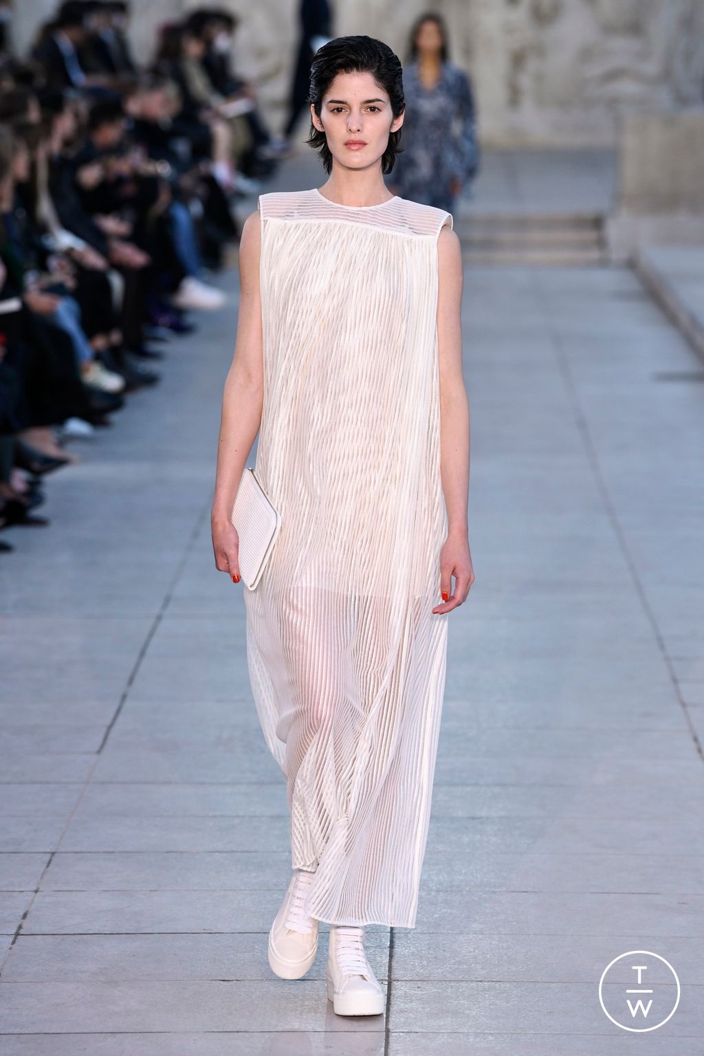Fashion Week Paris Spring/Summer 2023 look 29 from the Akris collection 女装