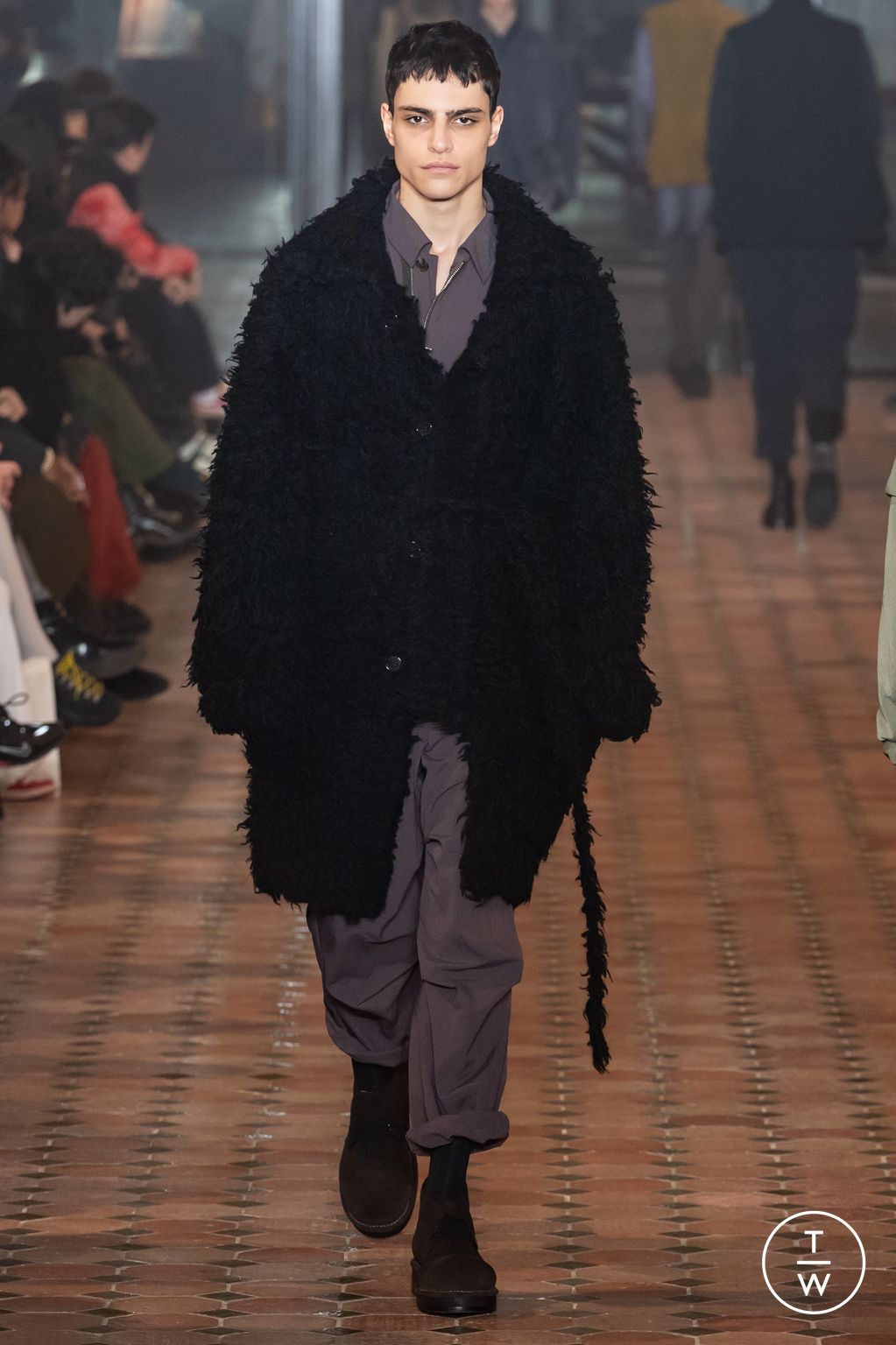 Fashion Week Paris Fall/Winter 2024 look 11 from the BED j.w. FORD collection 男装