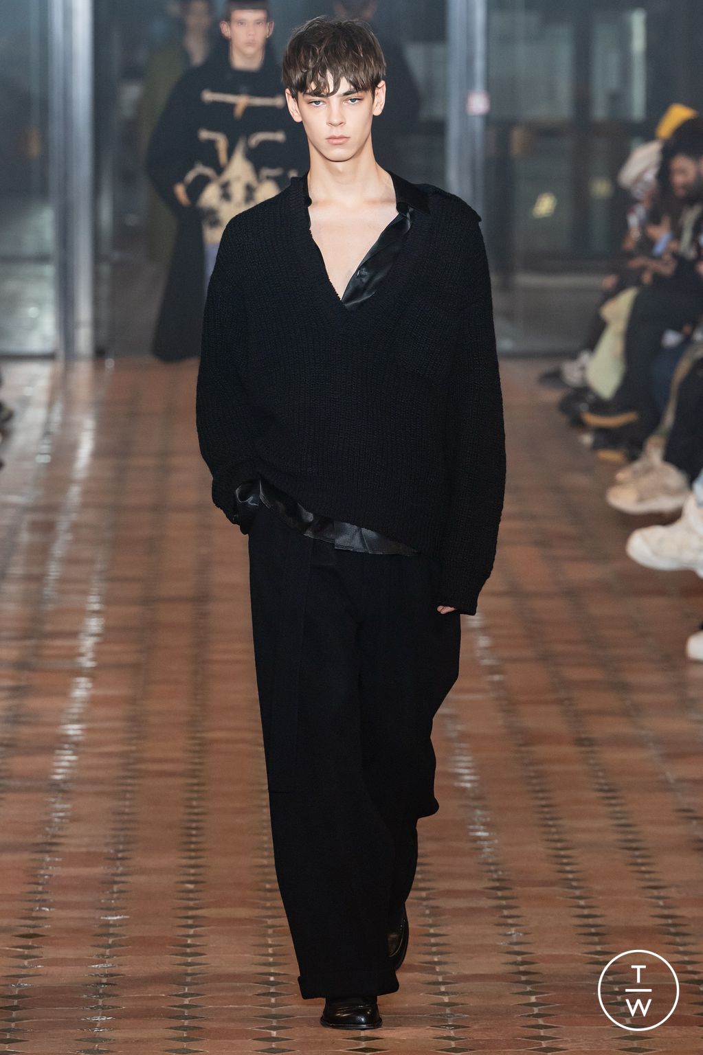 Fashion Week Paris Fall/Winter 2024 look 18 from the BED j.w. FORD collection menswear