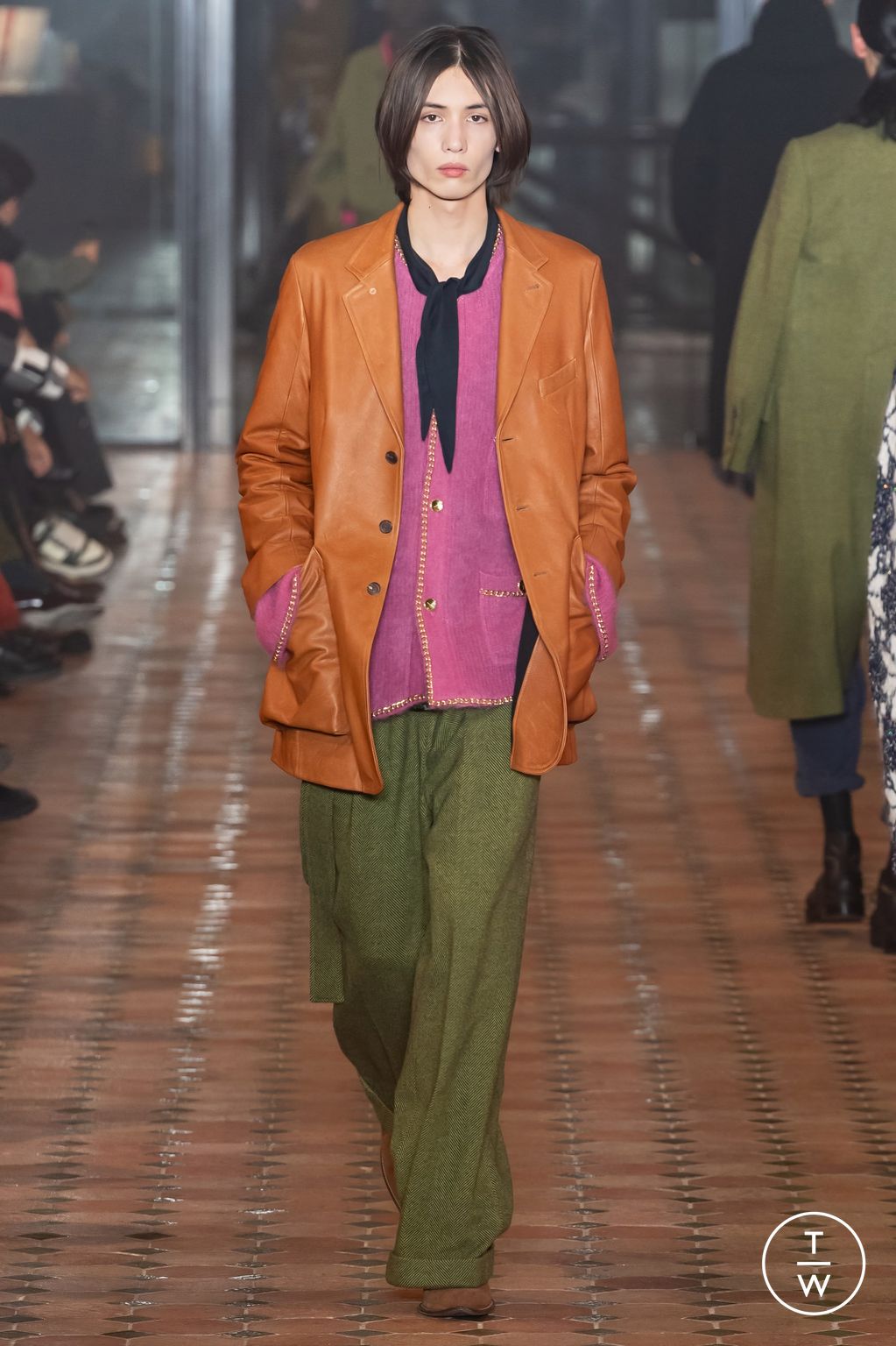 Fashion Week Paris Fall/Winter 2024 look 22 from the BED j.w. FORD collection menswear