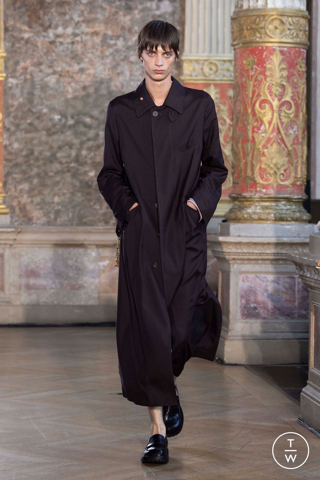 Fashion Week Paris Spring/Summer 2024 look 1 from the BED j.w. FORD collection menswear