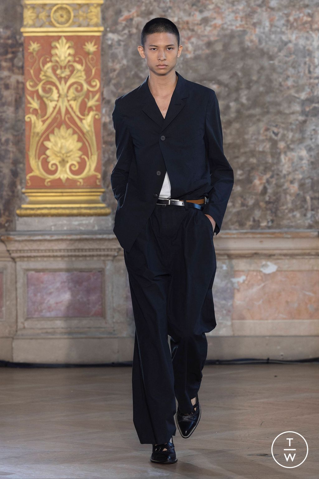 Fashion Week Paris Spring/Summer 2024 look 8 from the BED j.w. FORD collection menswear