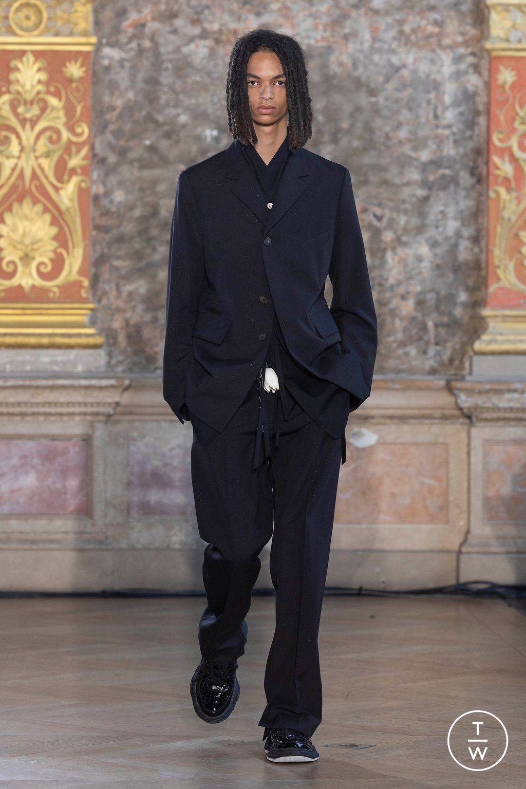Fashion Week Paris Spring/Summer 2024 look 11 from the BED j.w. FORD collection menswear