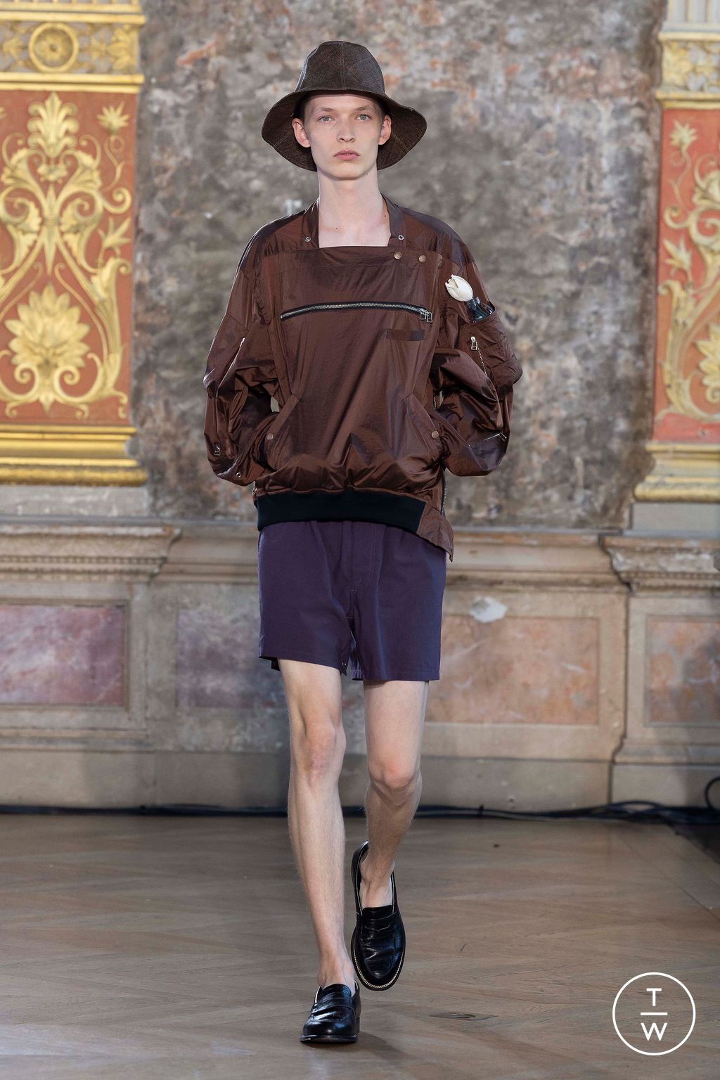 Fashion Week Paris Spring/Summer 2024 look 21 from the BED j.w. FORD collection 男装