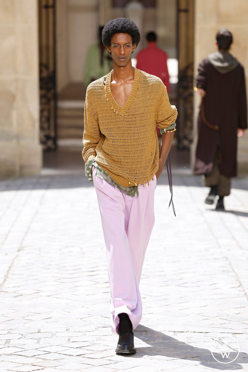 Fashion Week Paris Spring-Summer 2025 look 11 from the BED j.w. FORD collection menswear