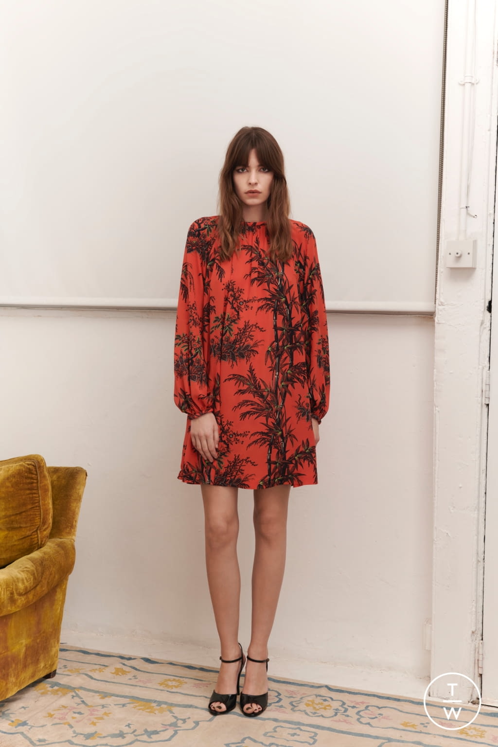 Fashion Week London Pre-Fall 2020 look 23 from the Bella Freud collection 女装