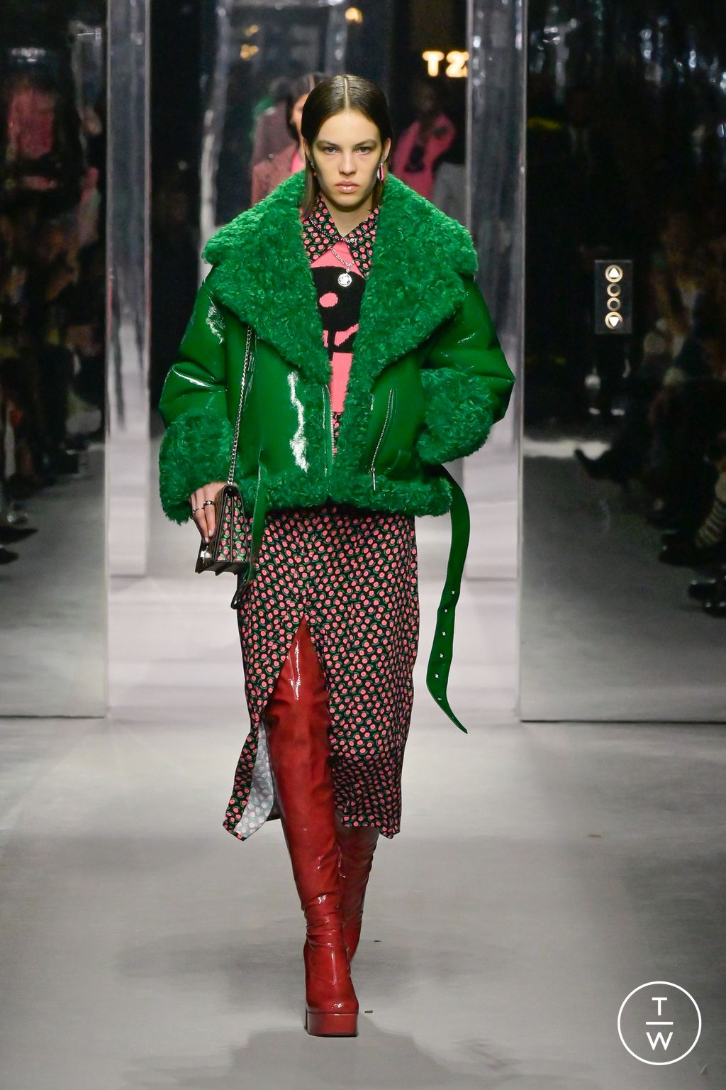 Fashion Week Milan Fall/Winter 2023 look 12 from the BENETTON collection womenswear