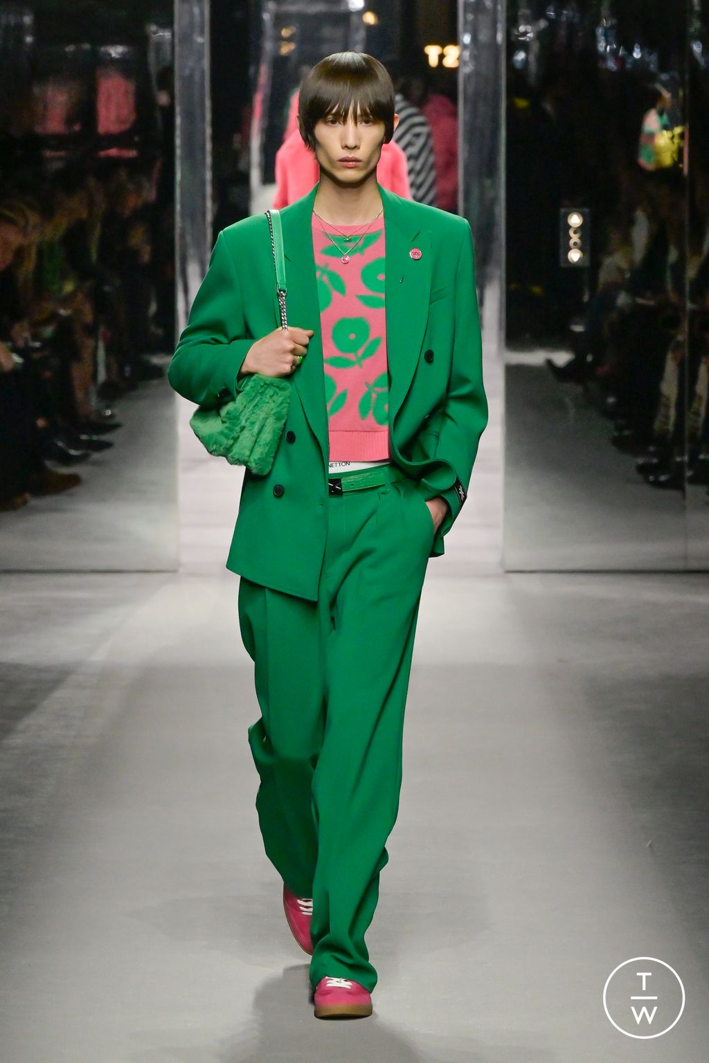 Fashion Week Milan Fall/Winter 2023 look 18 from the BENETTON collection womenswear