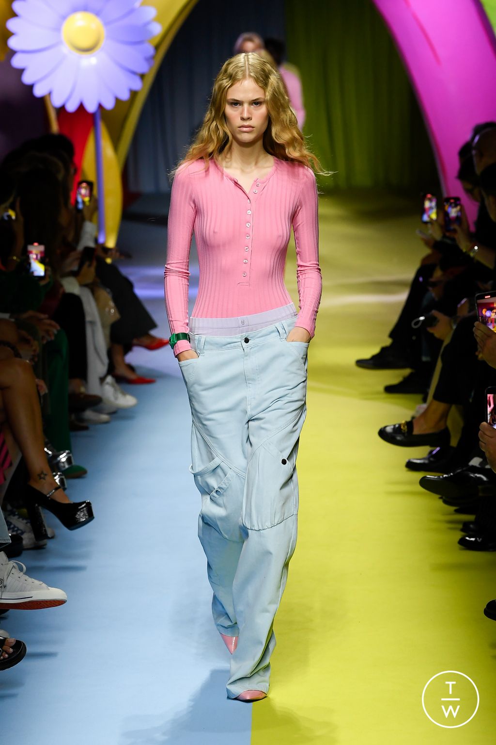 Fashion Week Milan Spring/Summer 2024 look 1 from the BENETTON collection womenswear