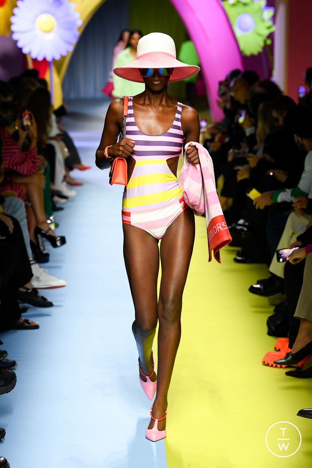 Fashion Week Milan Spring/Summer 2024 look 24 de la collection BENETTON womenswear