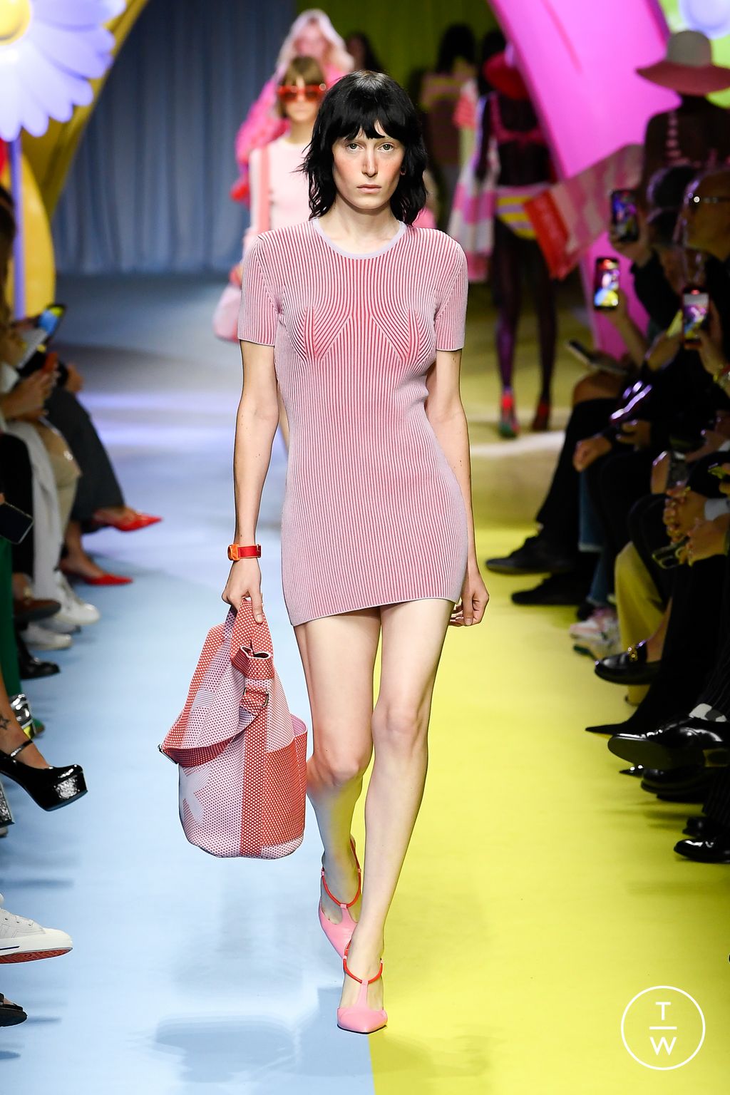Fashion Week Milan Spring/Summer 2024 look 27 from the BENETTON collection womenswear