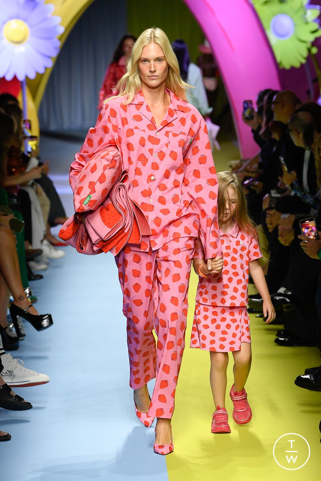 Fashion Week Milan Spring/Summer 2024 look 29 from the BENETTON collection womenswear