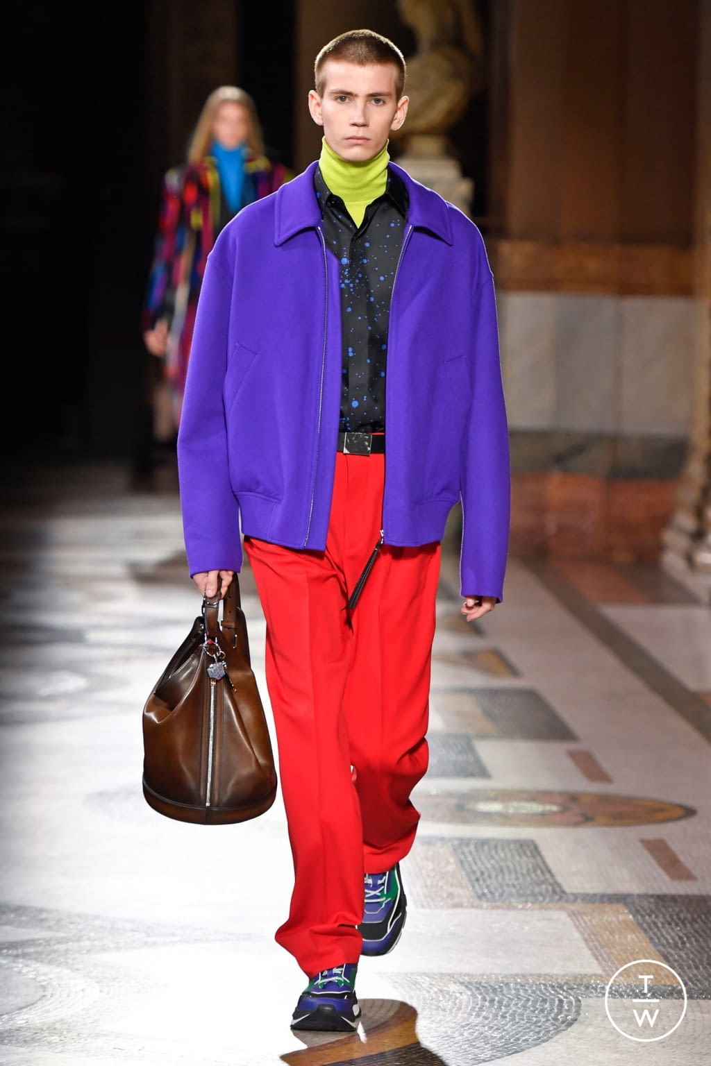 Fashion Week Paris Fall/Winter 2020 look 36 from the Berluti collection 男装