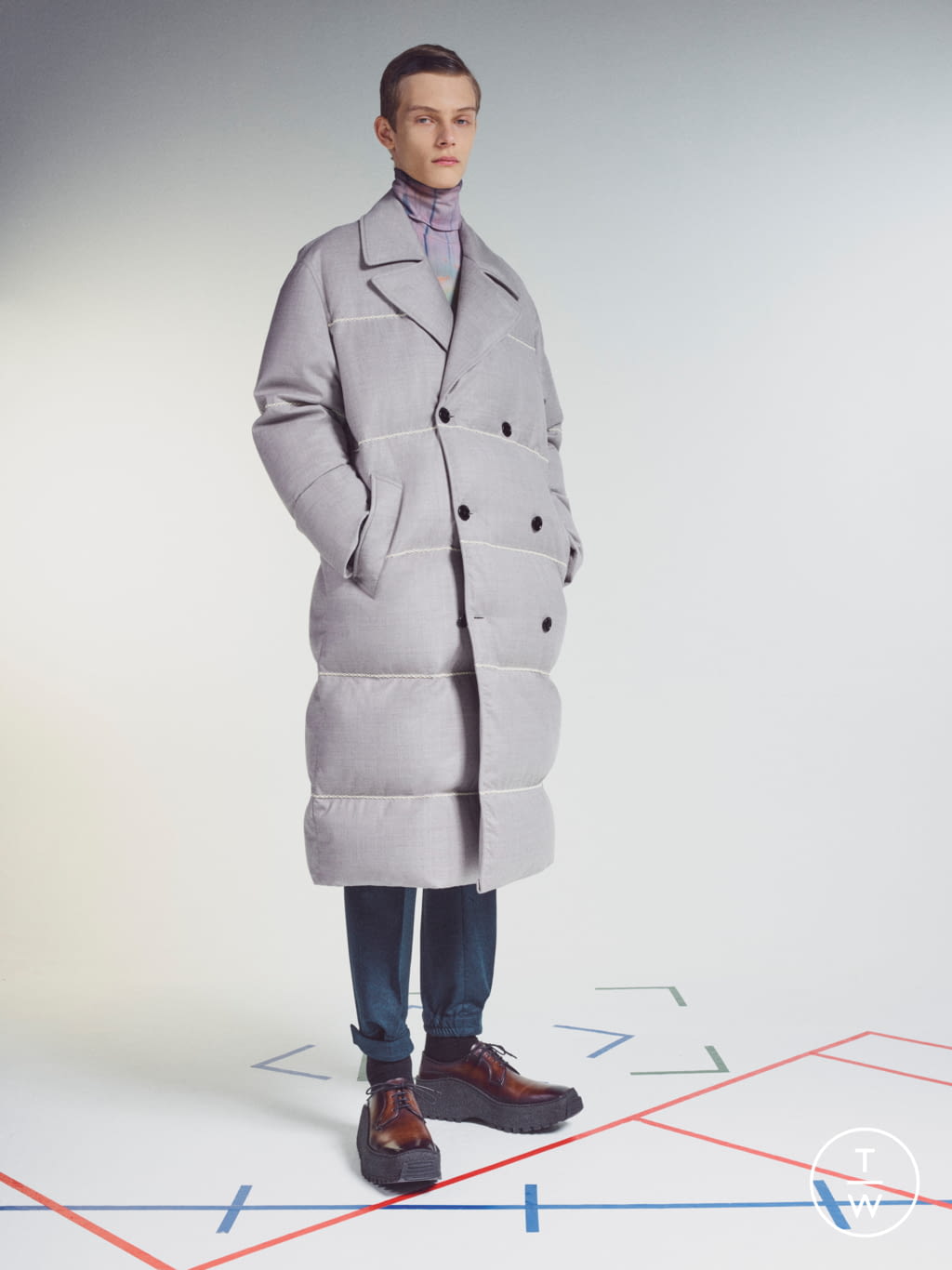 Fashion Week Paris Fall/Winter 2021 look 15 from the Berluti collection menswear