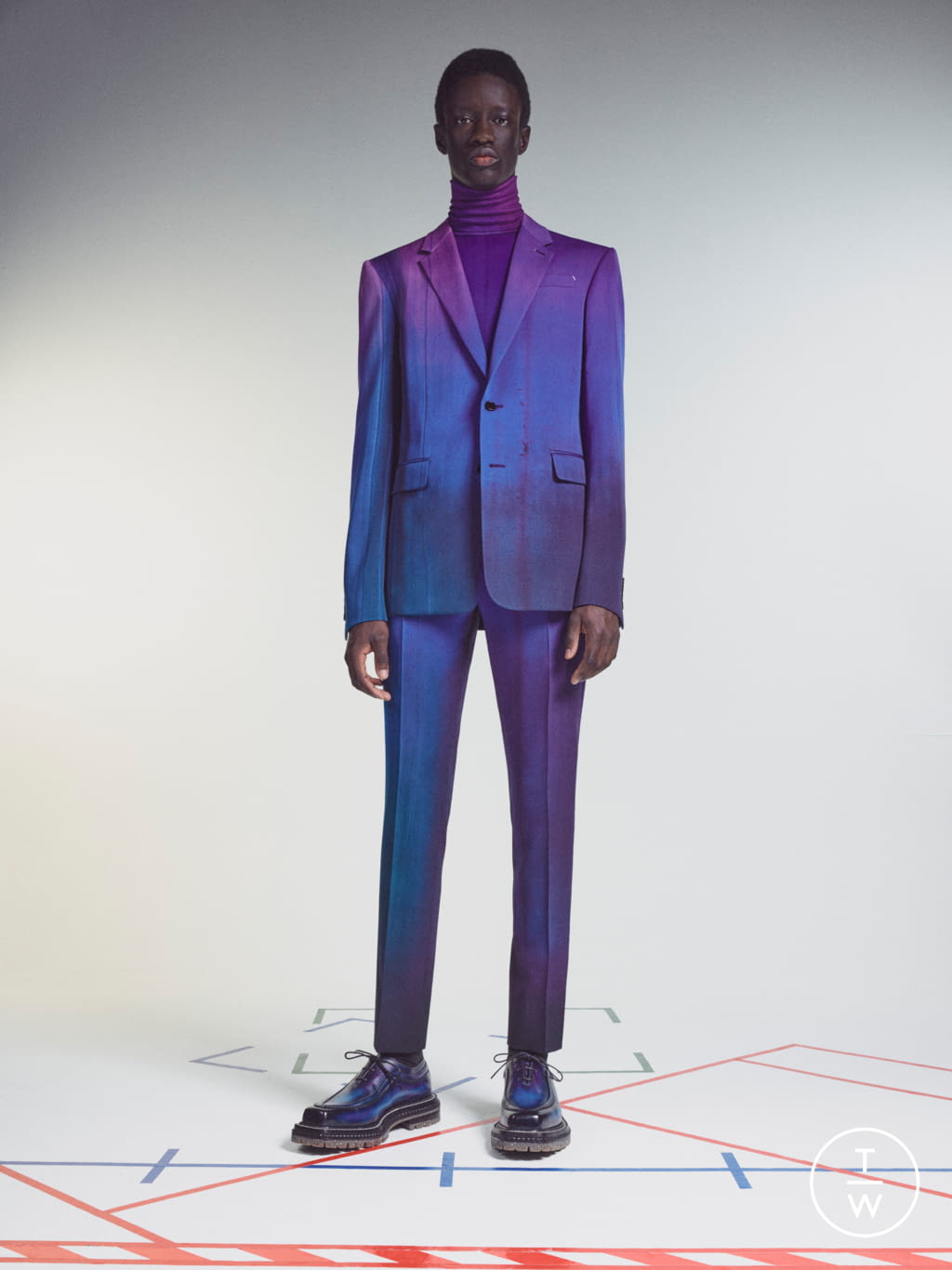 Fashion Week Paris Fall/Winter 2021 look 17 from the Berluti collection menswear