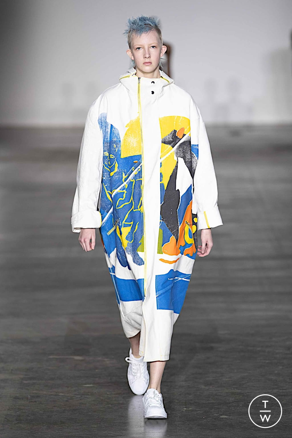 Fashion Week London Fall/Winter 2020 look 15 from the Bethany Williams collection 男装