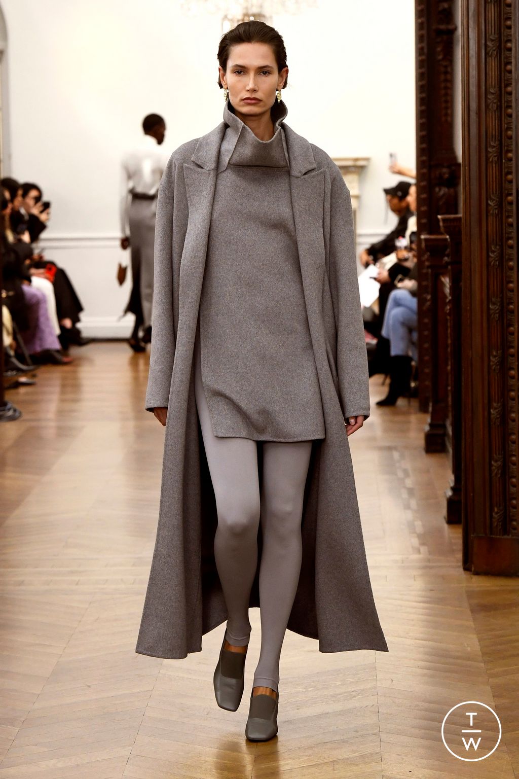Fashion Week New York Fall/Winter 2024 look 14 de la collection Bevza womenswear