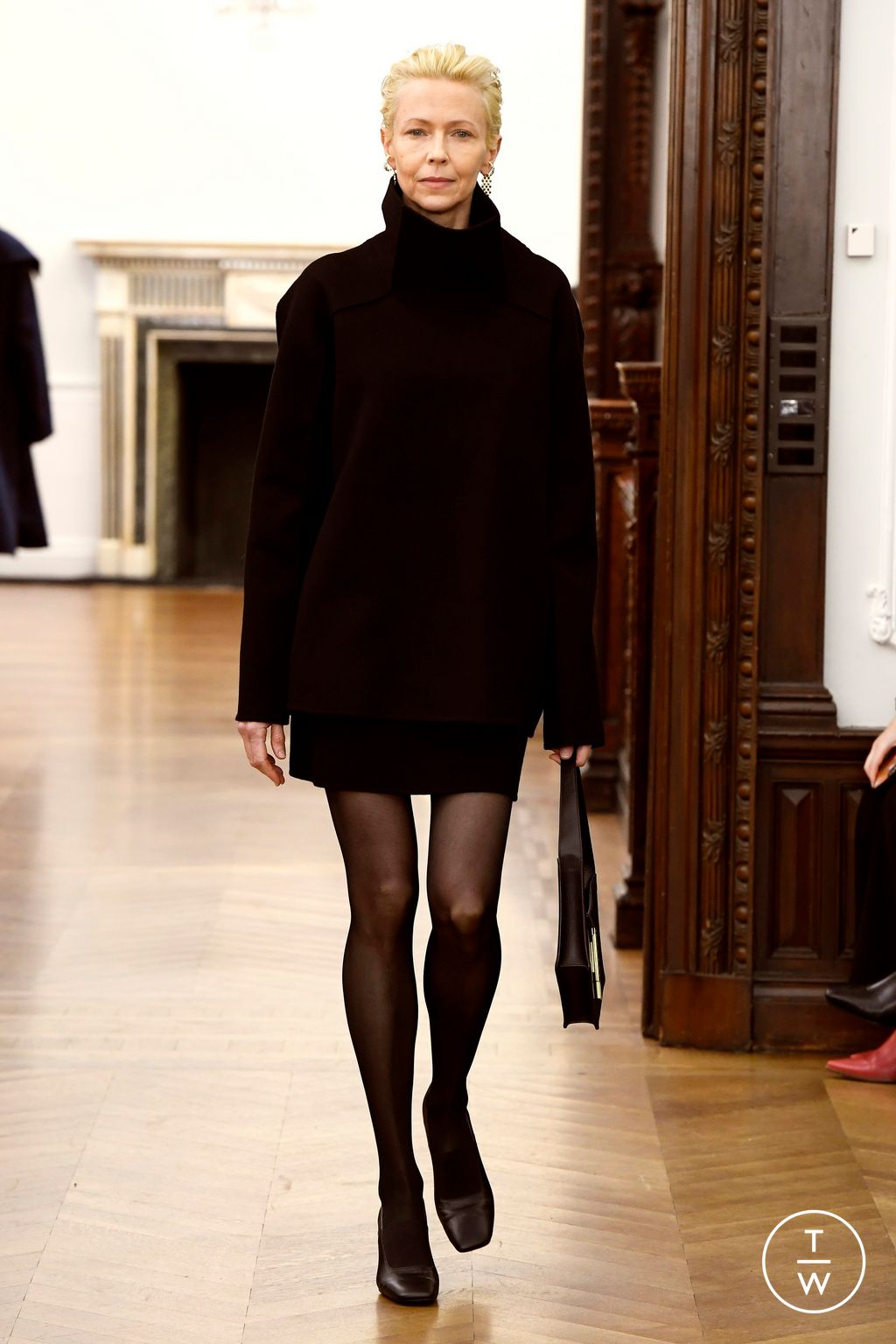 Fashion Week New York Fall/Winter 2024 look 23 from the Bevza collection womenswear