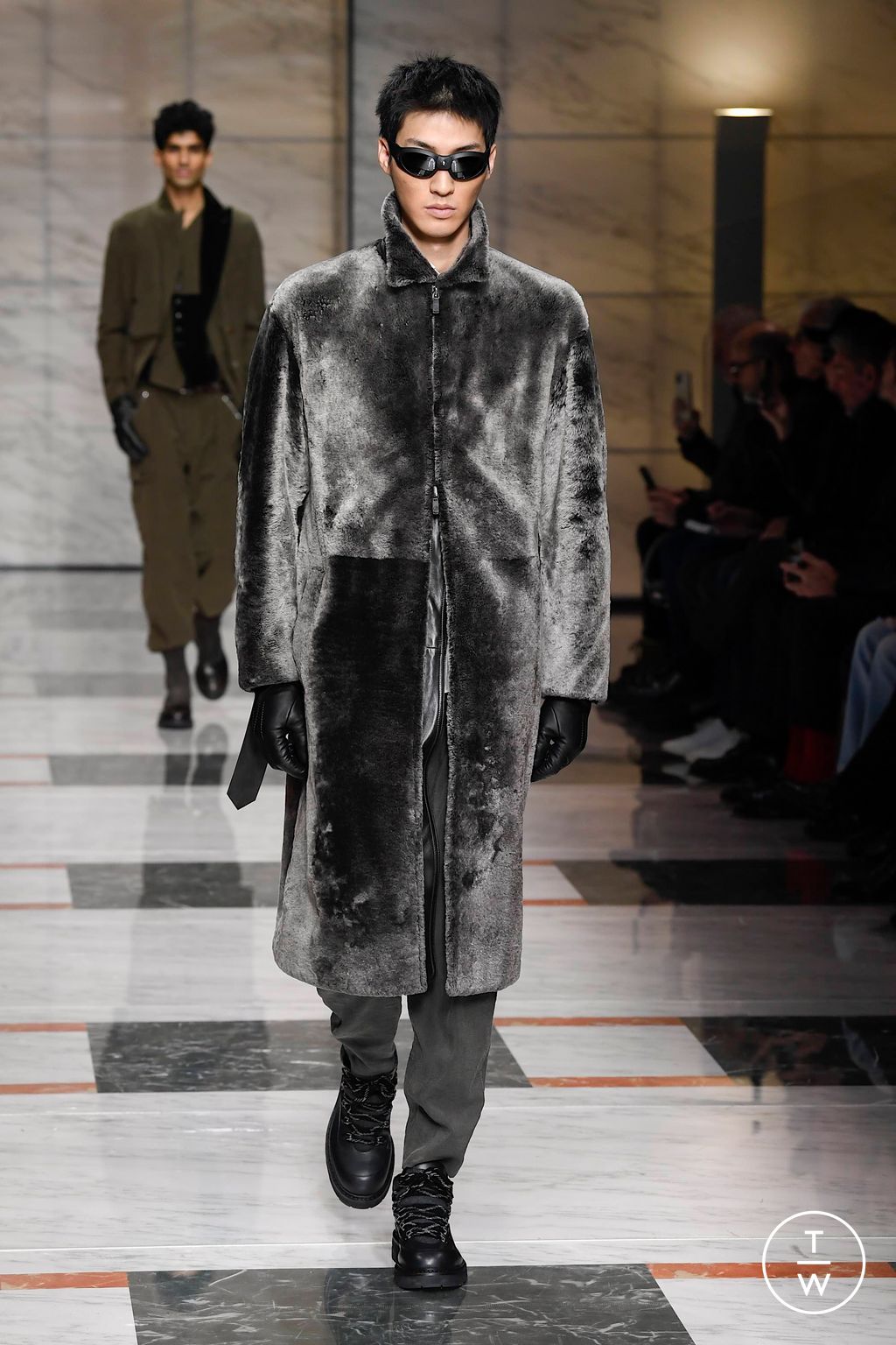 Fashion Week Milan Fall/Winter 2023 look 26 from the Giorgio Armani collection menswear
