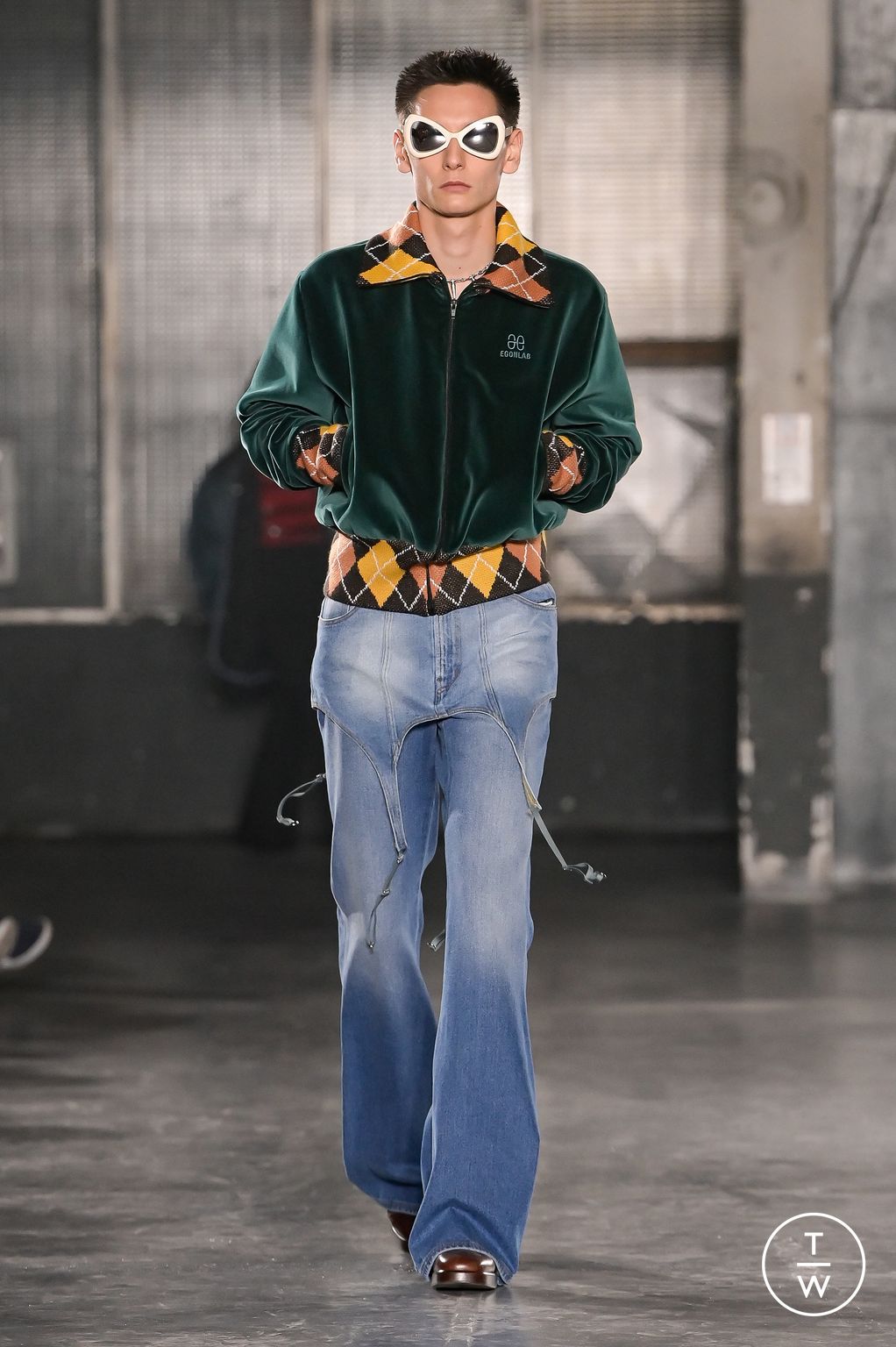 Fashion Week Paris Fall/Winter 2023 look 22 from the EGONlab collection menswear