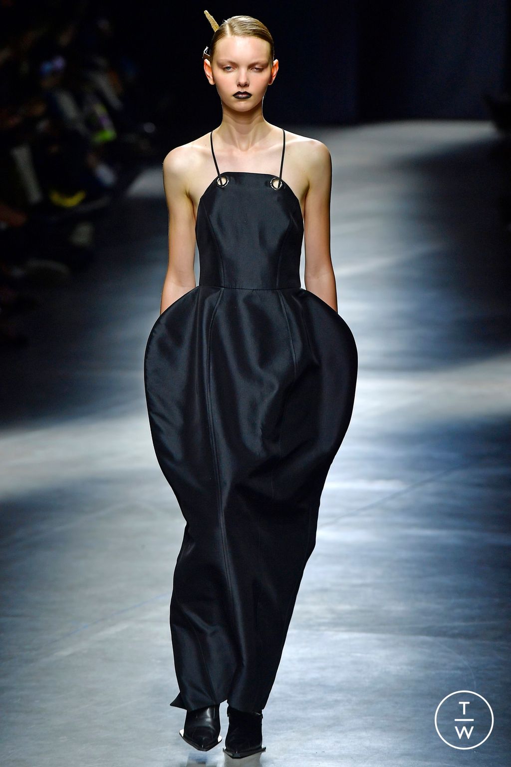 Fashion Week Milan Spring/Summer 2023 look 49 from the Annakiki collection womenswear