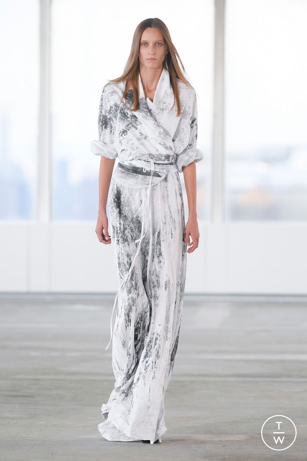 Fashion Week New York Spring/Summer 2023 look 53 from the Peter Do collection womenswear