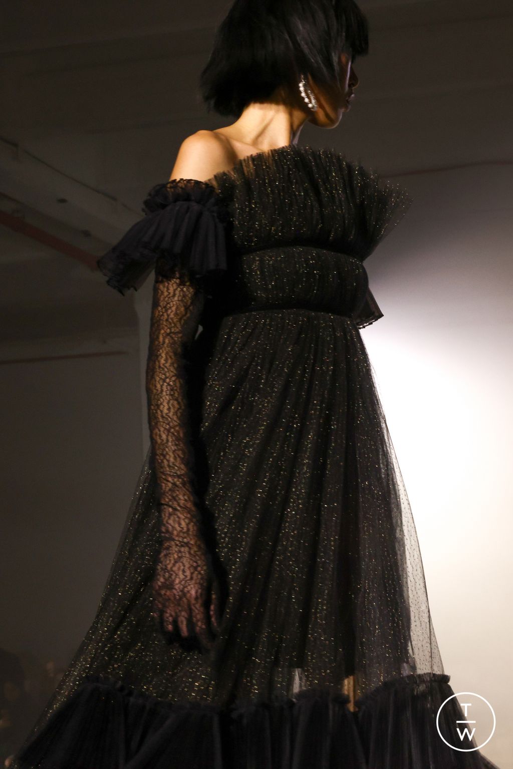 Fashion Week New York Fall/Winter 2023 look 15 de la collection Adeam womenswear accessories