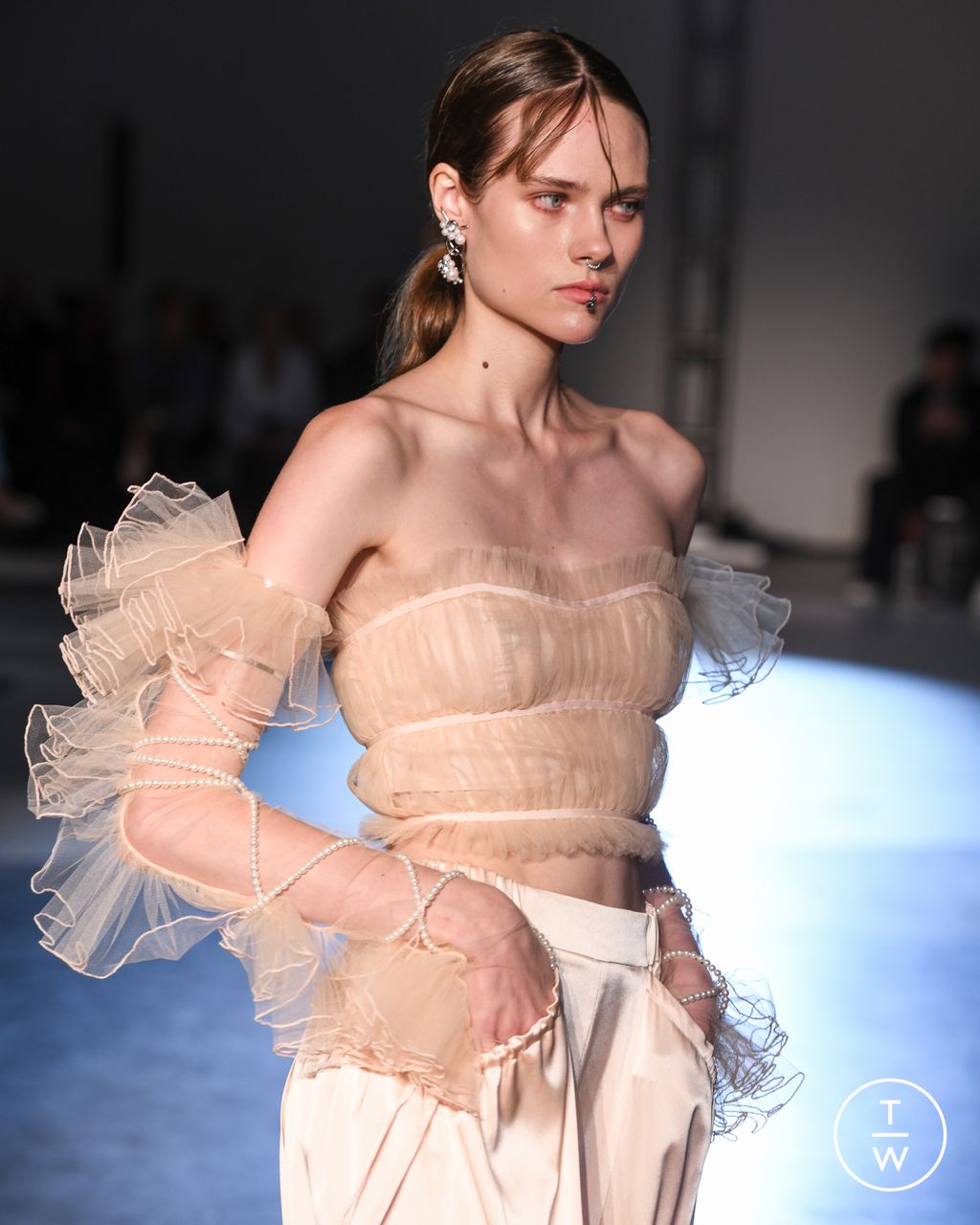Fashion Week New York Spring/Summer 2024 look 1 de la collection Adeam womenswear accessories