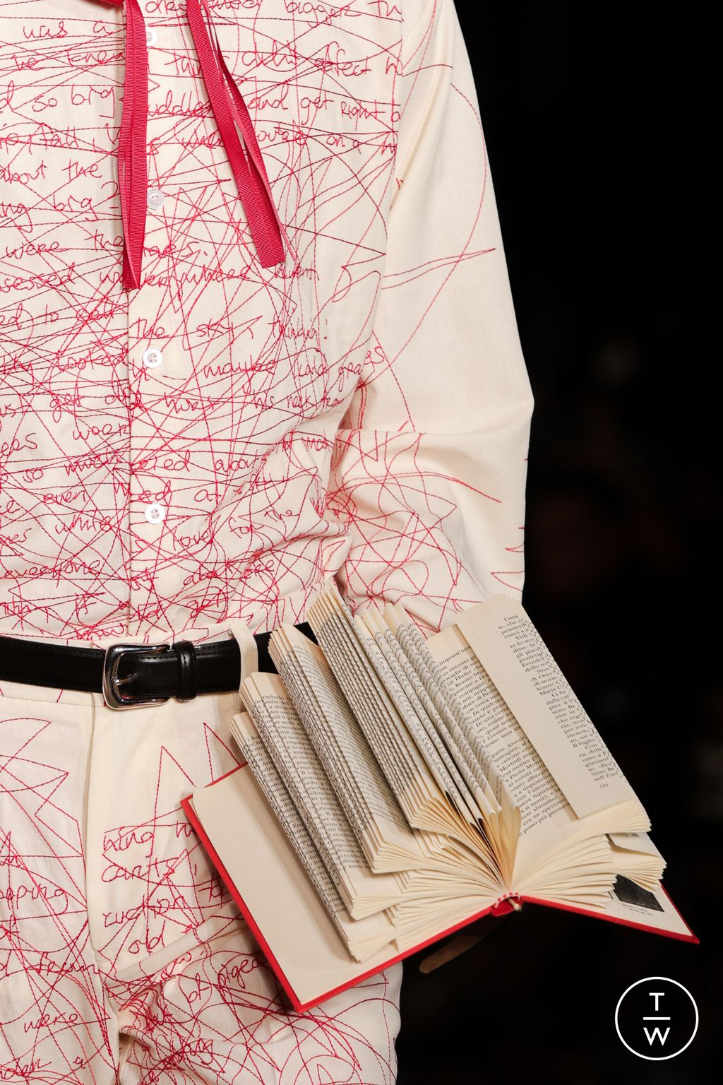 Fashion Week Paris Spring/Summer 2026 look 13 de la collection Kidsuper menswear accessories