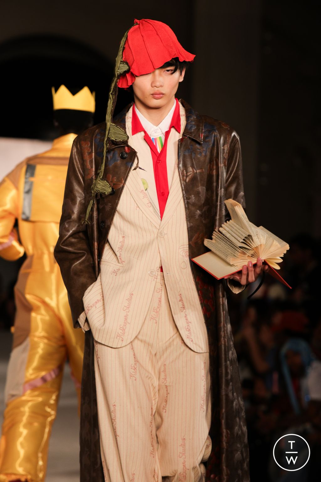 Fashion Week Paris Spring/Summer 2026 look 30 from the Kidsuper collection menswear accessories