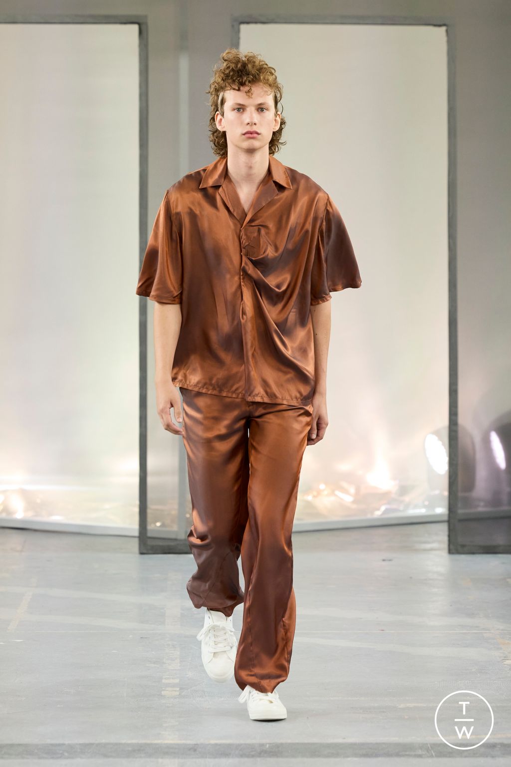 Fashion Week Paris Spring/Summer 2023 look 12 from the Bianca Saunders collection menswear