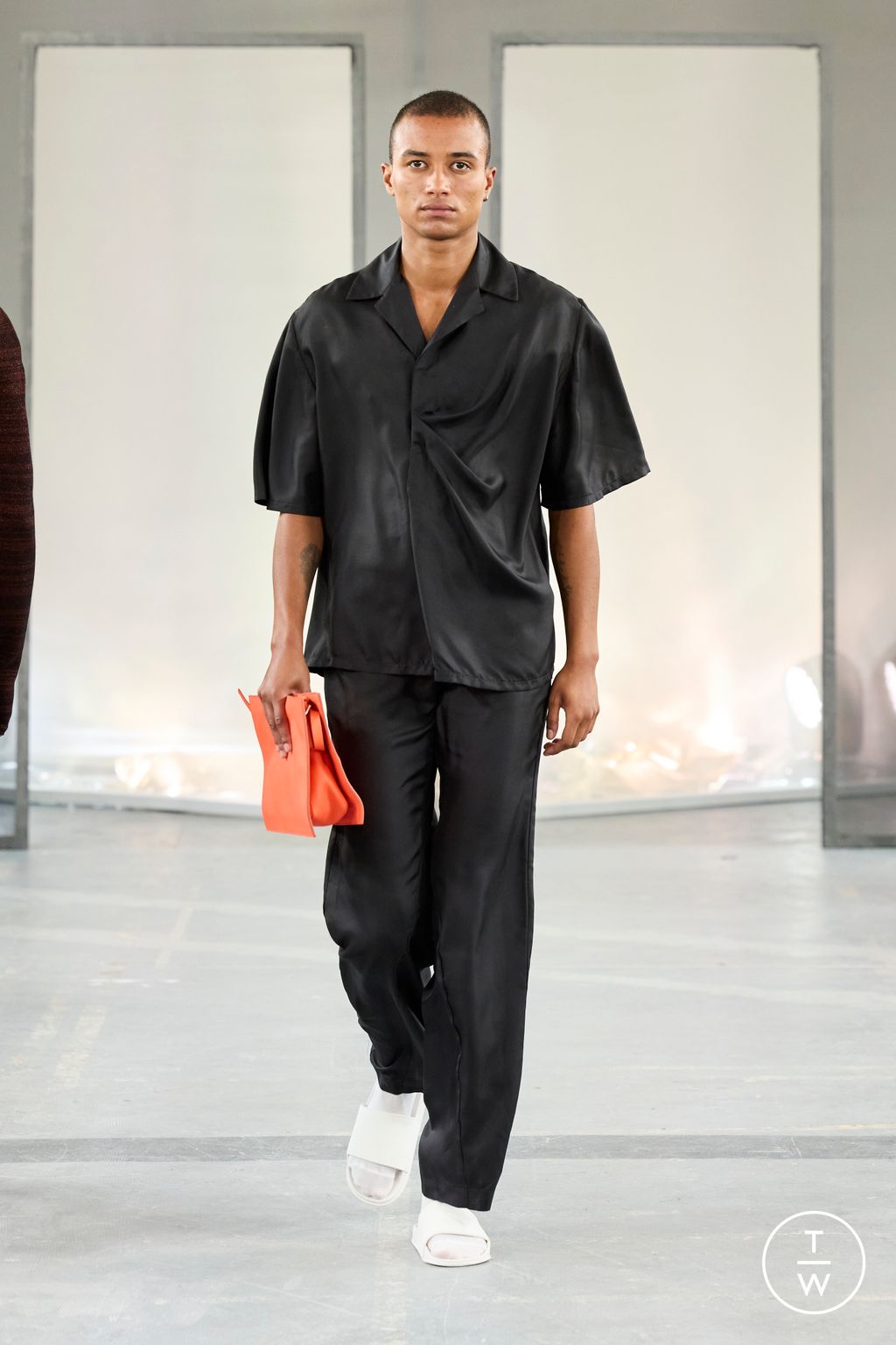 Fashion Week Paris Spring/Summer 2023 look 13 from the Bianca Saunders collection menswear