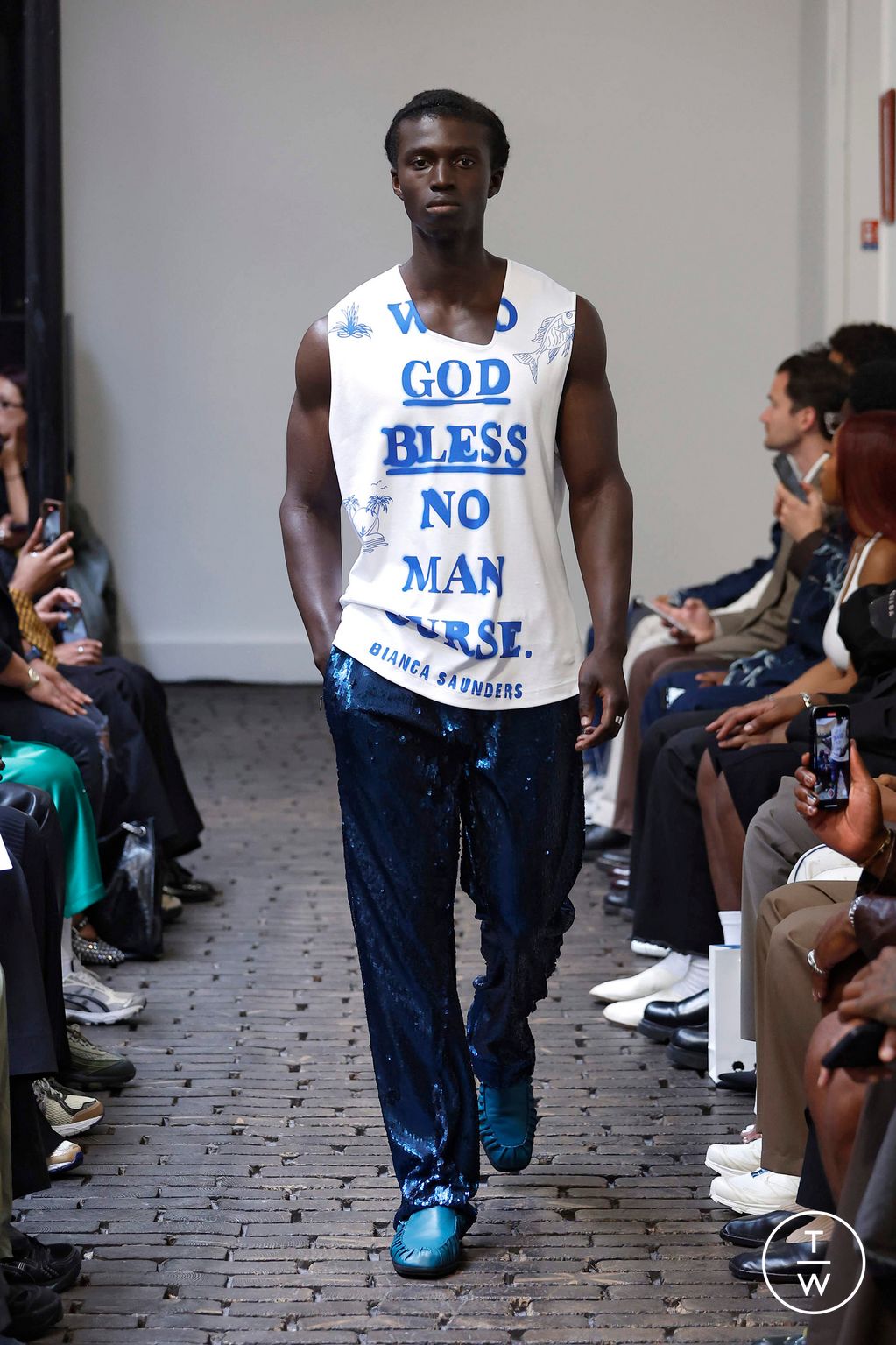 Fashion Week Paris Spring/Summer 2025 look 10 de la collection Bianca Saunders menswear