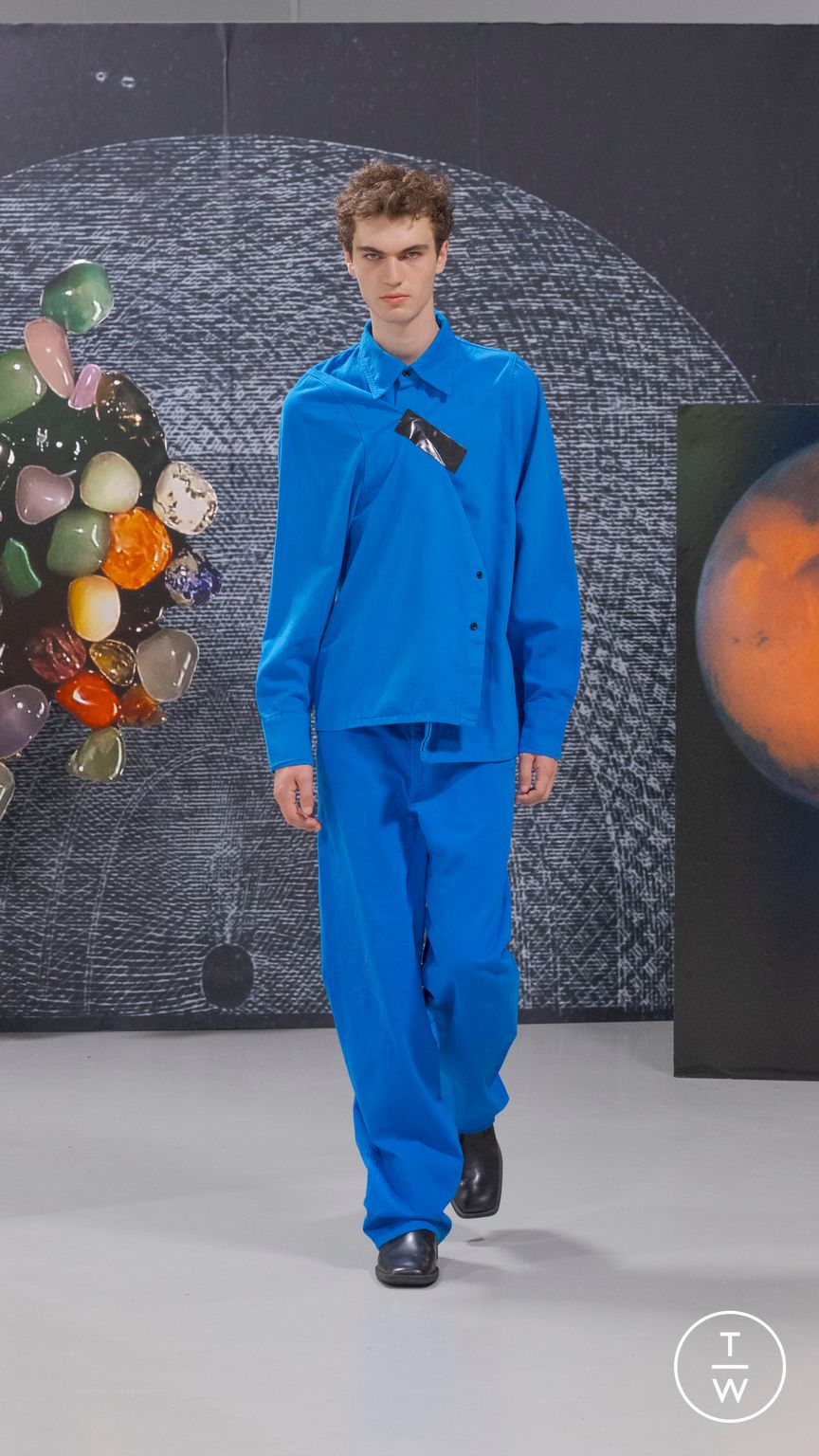 Fashion Week Paris Spring/Summer 2024 look 8 from the Bianca Saunders collection menswear