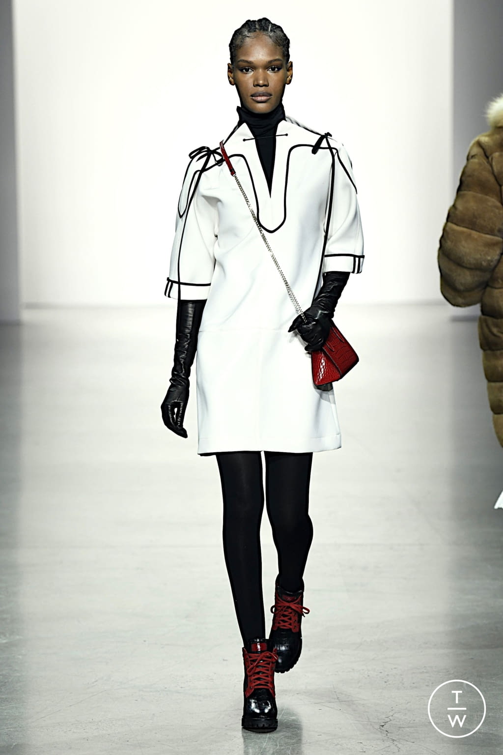 Fashion Week New York Fall/Winter 2022 look 7 from the Bibhu Mohapatra collection womenswear