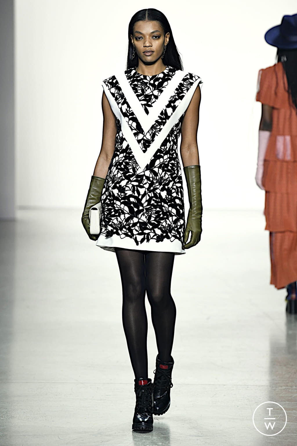Fashion Week New York Fall/Winter 2022 look 14 de la collection Bibhu Mohapatra womenswear