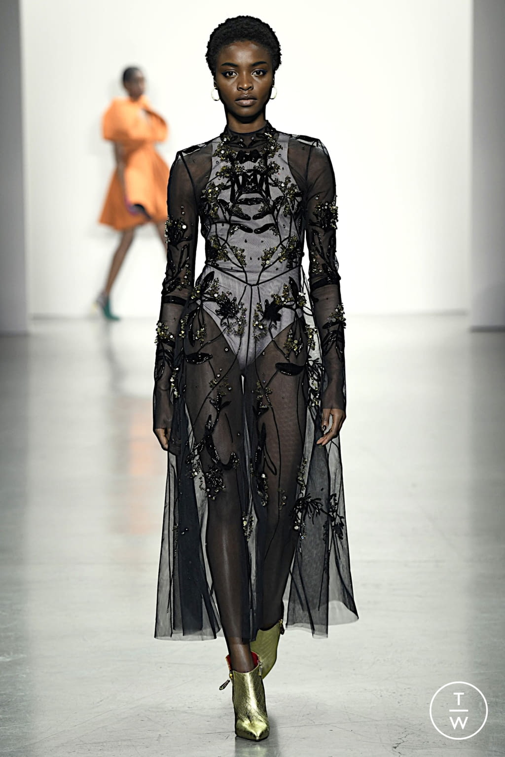 Fashion Week New York Fall/Winter 2022 look 23 from the Bibhu Mohapatra collection womenswear