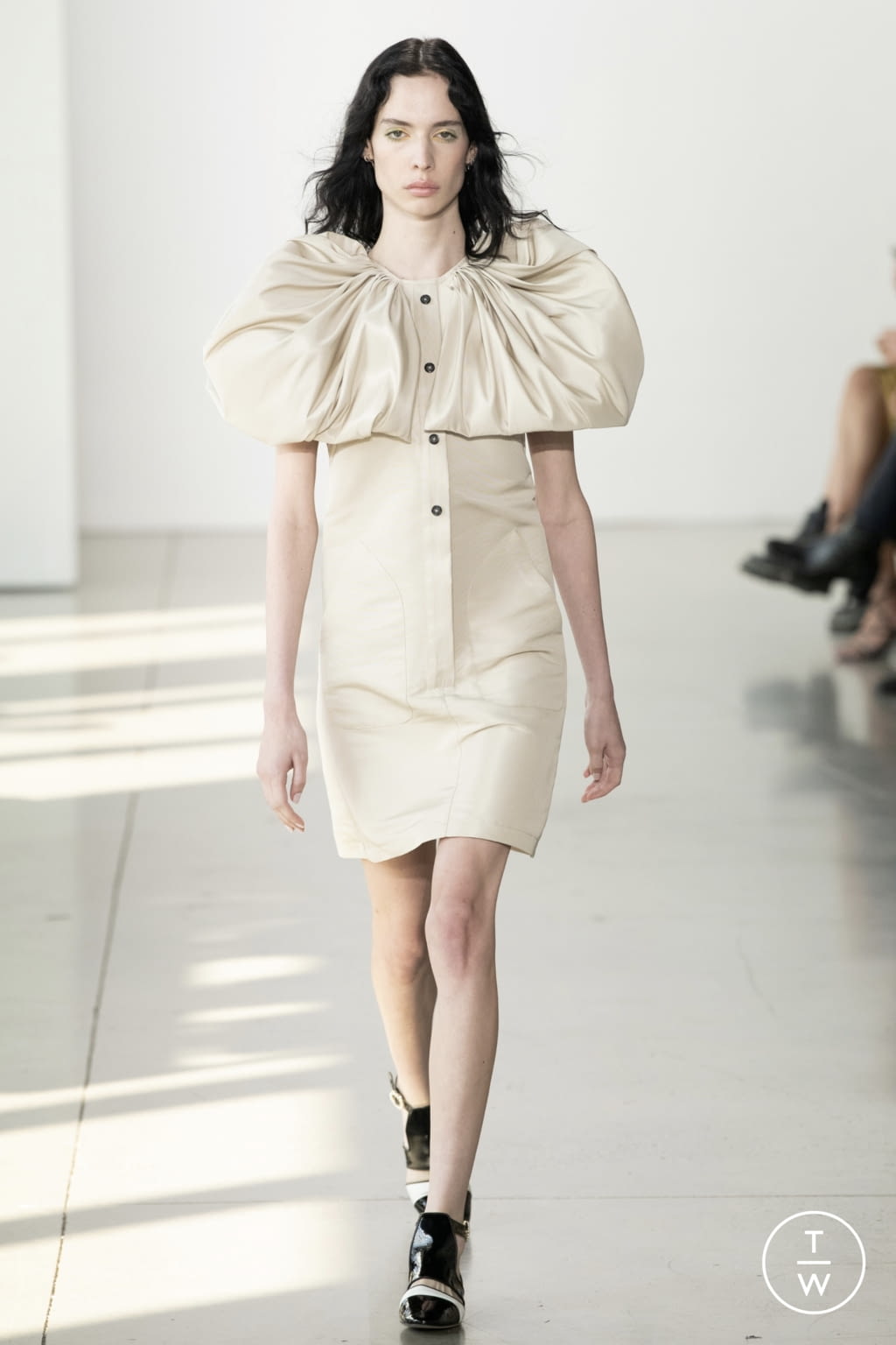 Fashion Week New York Spring/Summer 2022 look 9 de la collection Bibhu Mohapatra womenswear