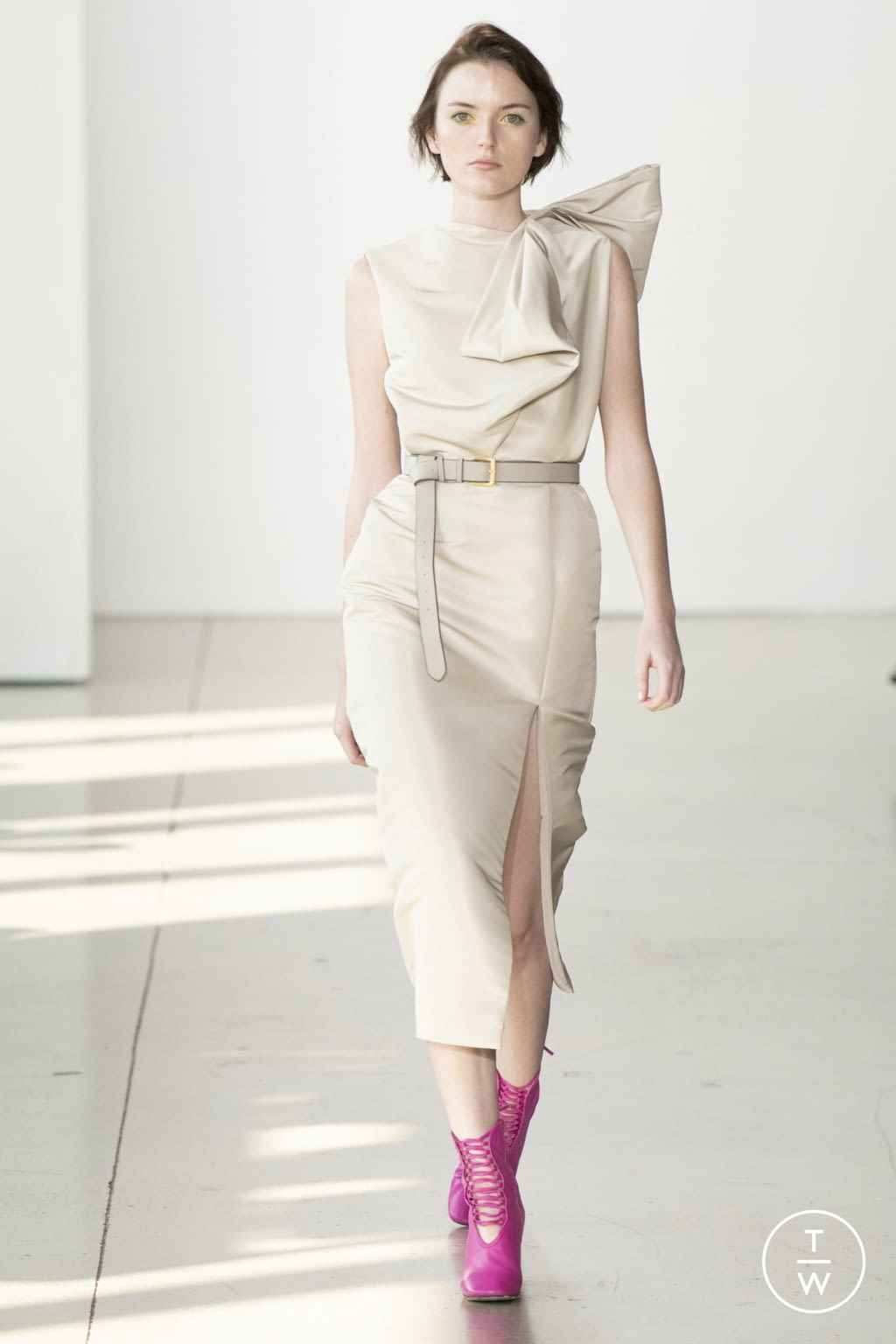 Fashion Week New York Spring/Summer 2022 look 13 from the Bibhu Mohapatra collection womenswear