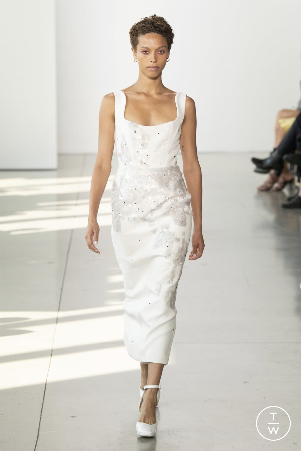 Fashion Week New York Spring/Summer 2022 look 20 from the Bibhu Mohapatra collection womenswear