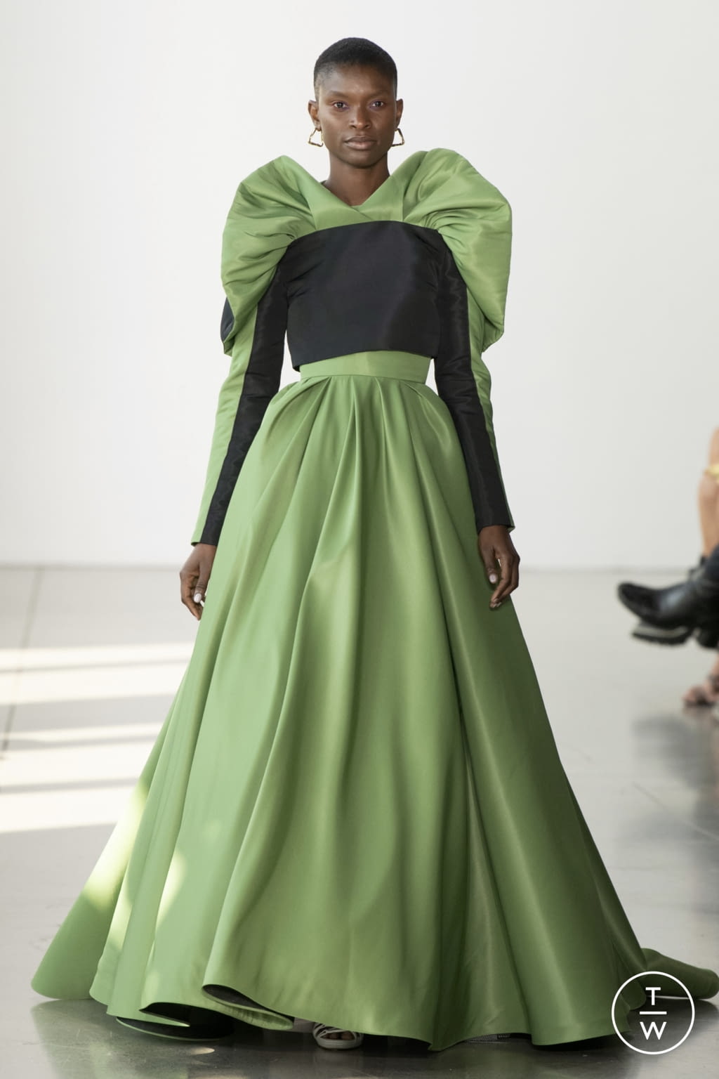 Fashion Week New York Spring/Summer 2022 look 34 from the Bibhu Mohapatra collection womenswear