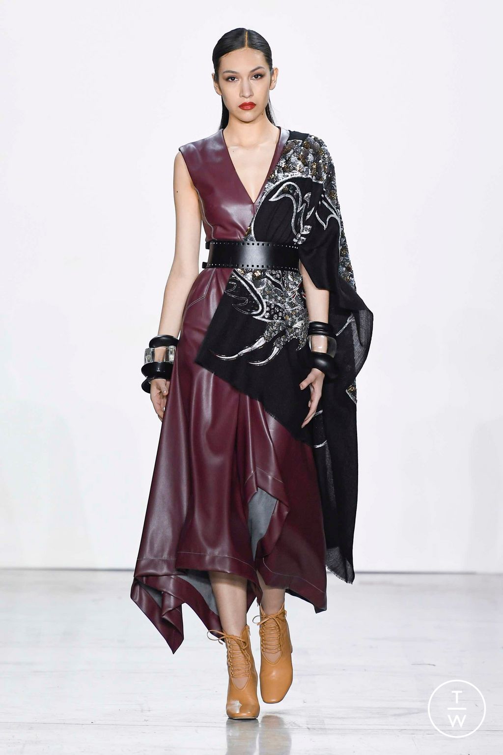 Fashion Week New York Fall/Winter 2023 look 2 from the Bibhu Mohapatra collection womenswear