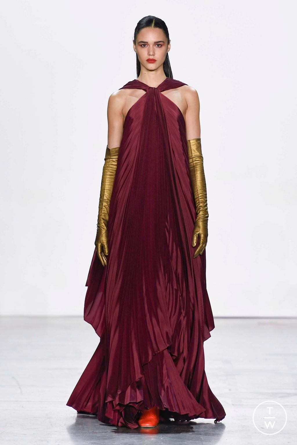 Fashion Week New York Fall/Winter 2023 look 30 from the Bibhu Mohapatra collection 女装
