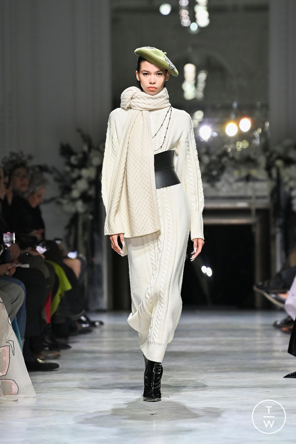 Fashion Week New York Fall/Winter 2024 look 7 de la collection Bibhu Mohapatra womenswear