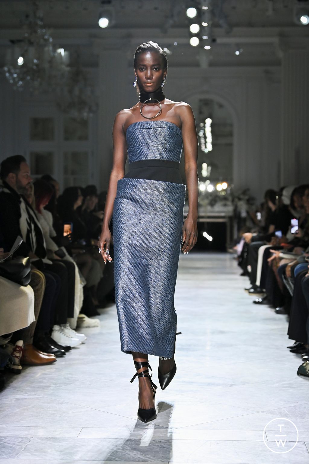 Fashion Week New York Fall/Winter 2024 look 12 from the Bibhu Mohapatra collection 女装