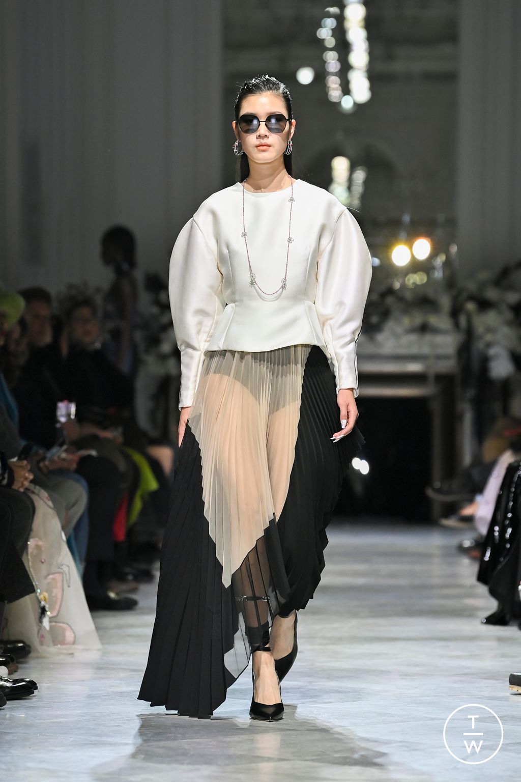 Fashion Week New York Fall/Winter 2024 look 14 from the Bibhu Mohapatra collection 女装