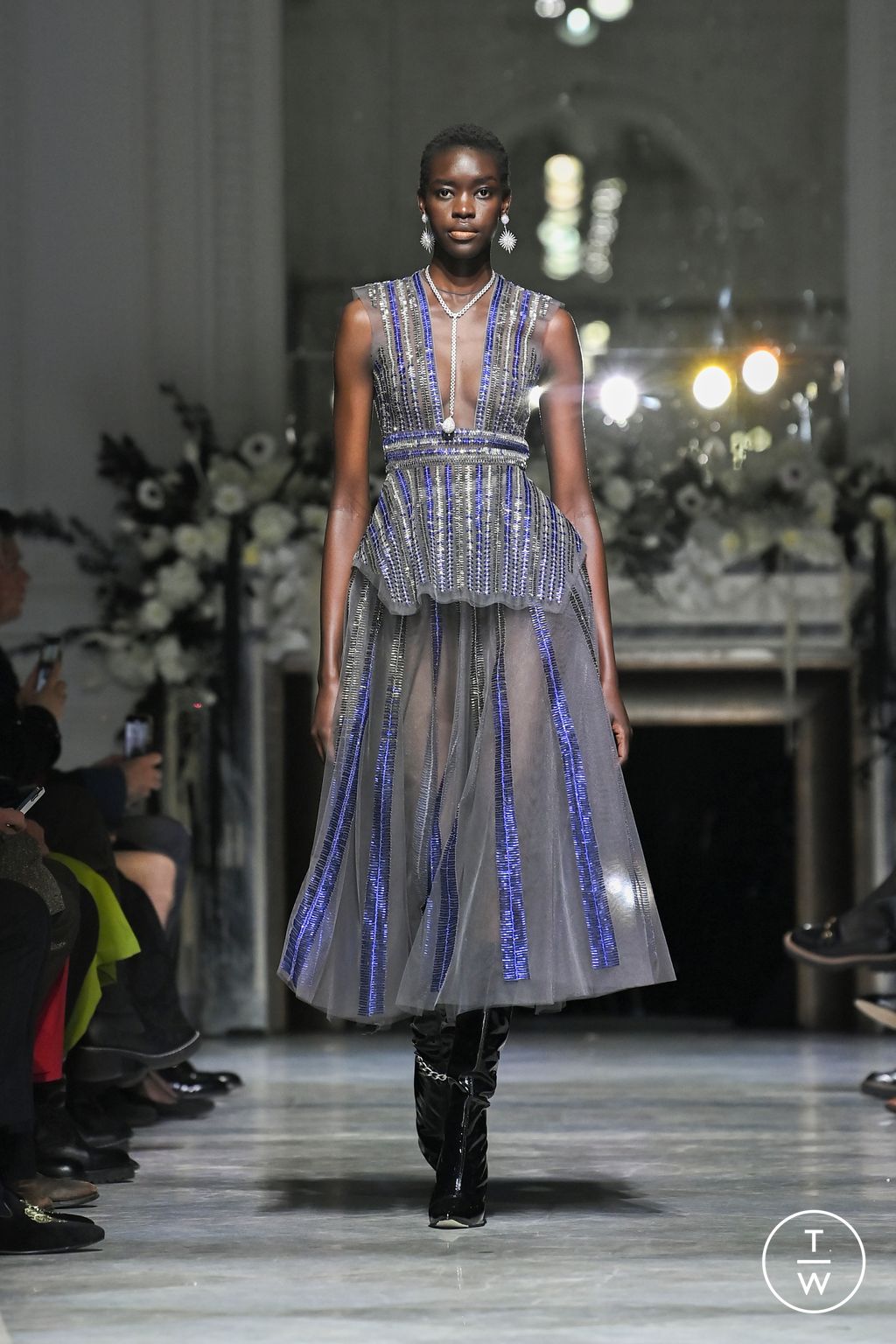 Fashion Week New York Fall/Winter 2024 look 22 from the Bibhu Mohapatra collection 女装