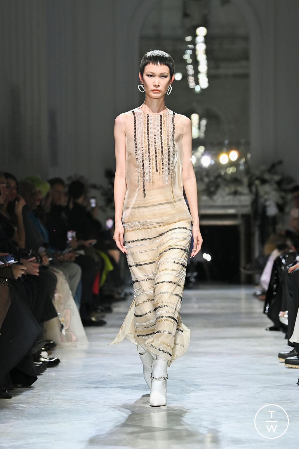 Fashion Week New York Fall/Winter 2024 look 24 from the Bibhu Mohapatra collection womenswear